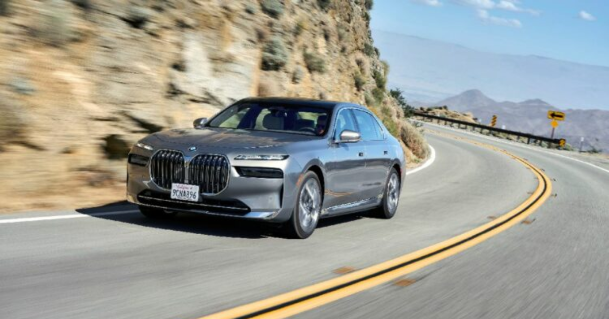 BMW i7 Luxury Electric Sedan Sales