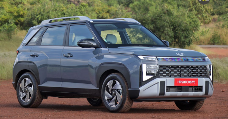 Hyundai Venue HX8 Diesel Automatic Launched in India